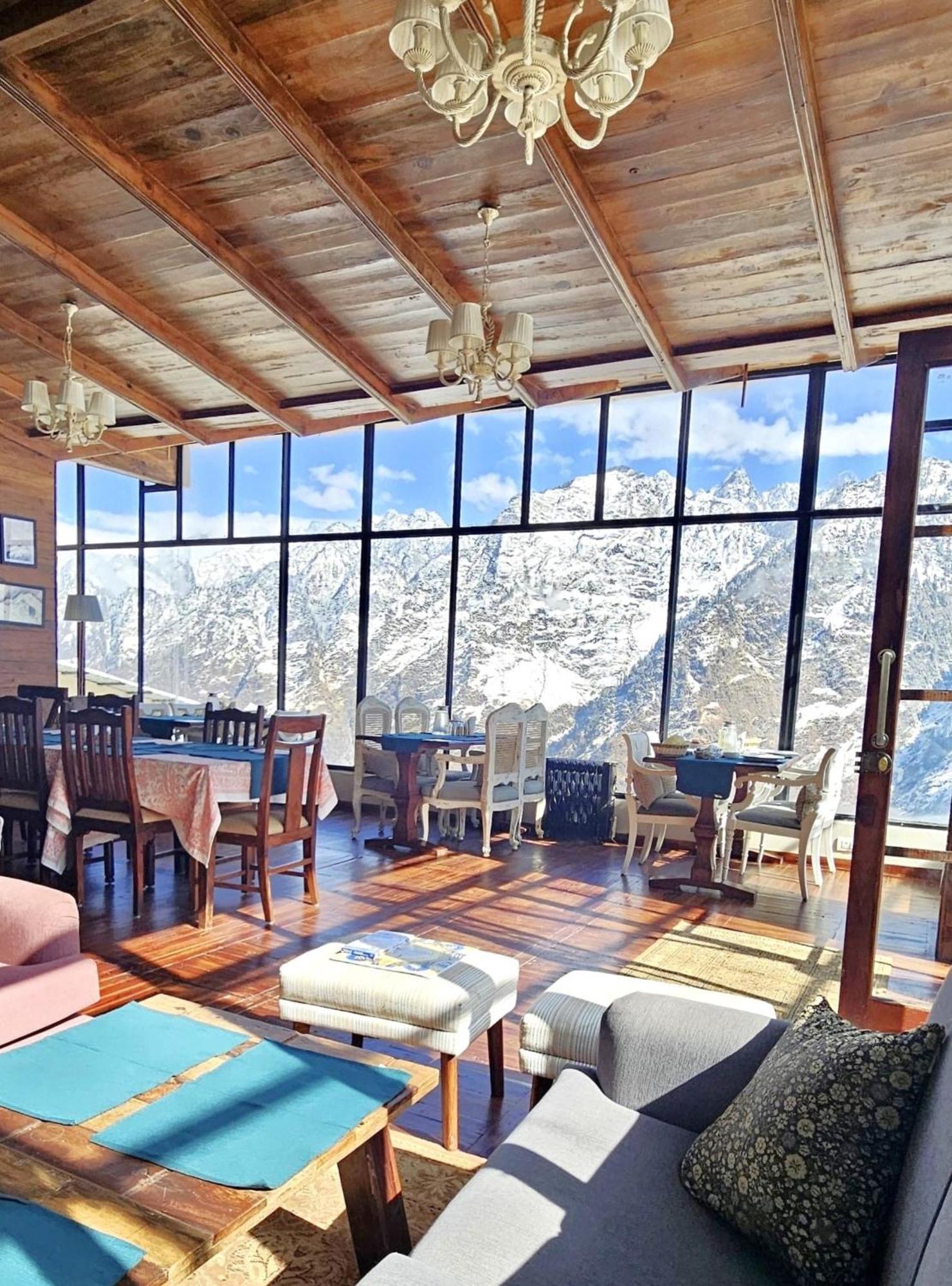 Faraway Cottages, Auli Joshimath Bagian luar foto