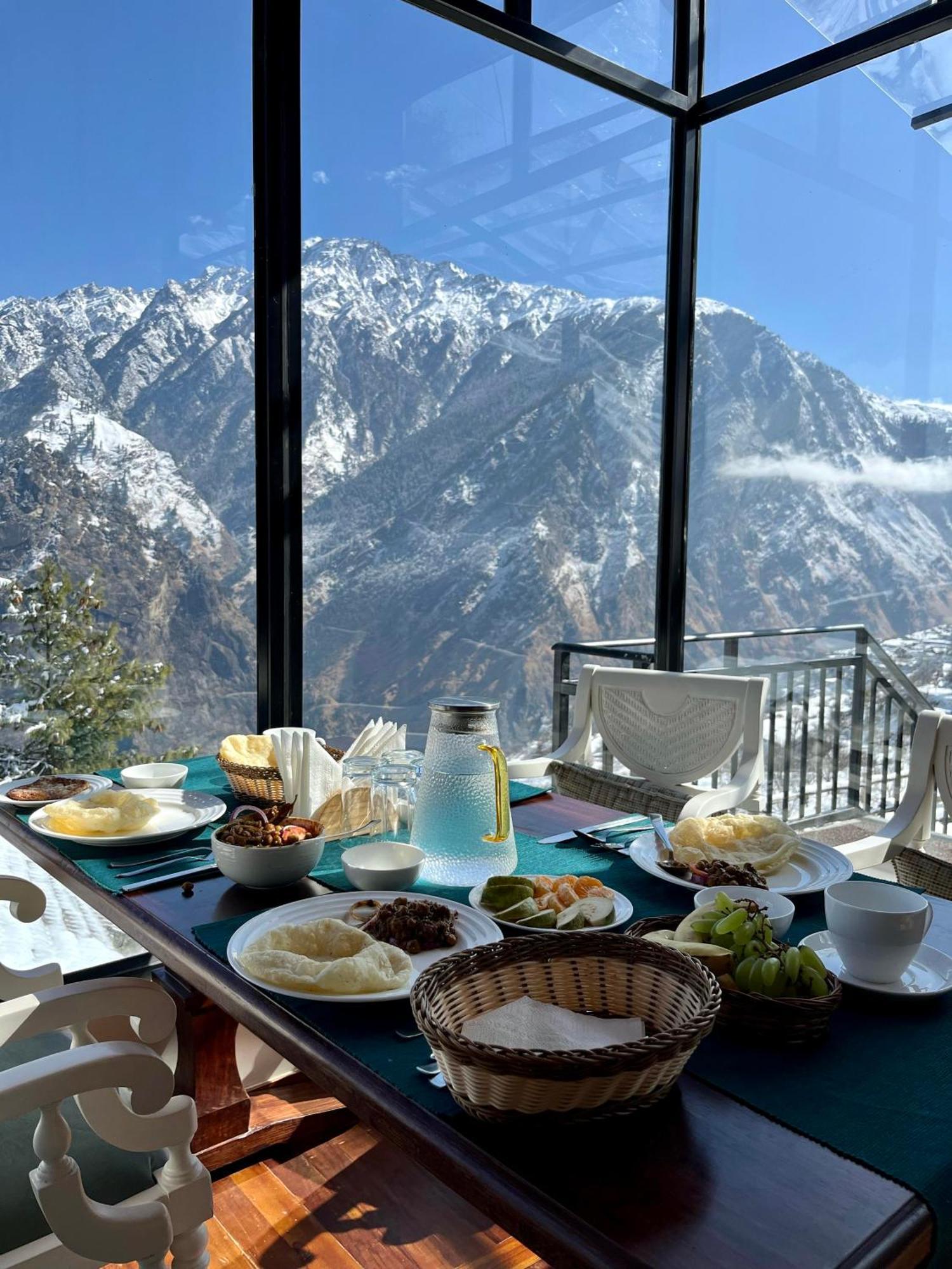 Faraway Cottages, Auli Joshimath Bagian luar foto