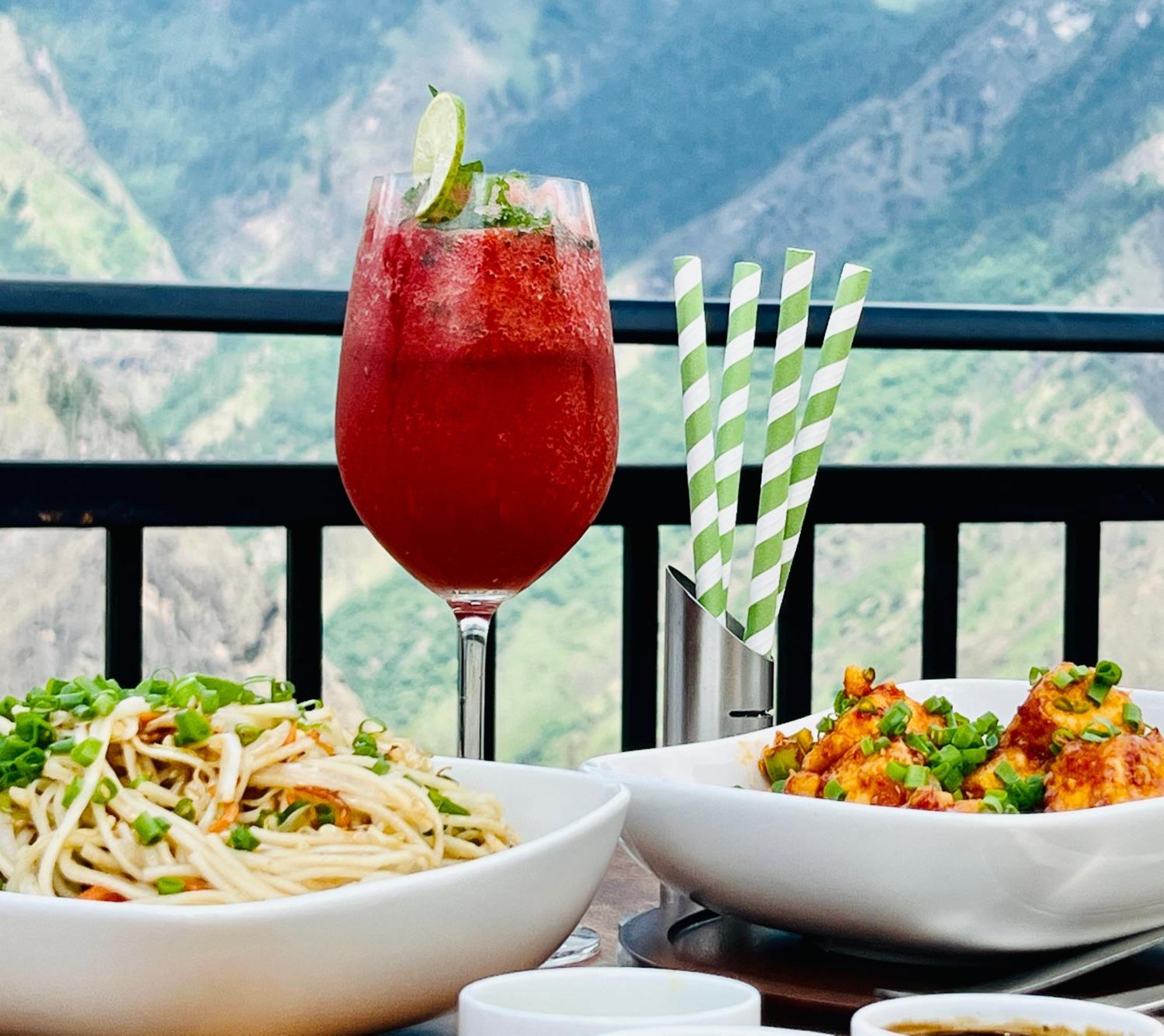 Faraway Cottages, Auli Joshimath Bagian luar foto